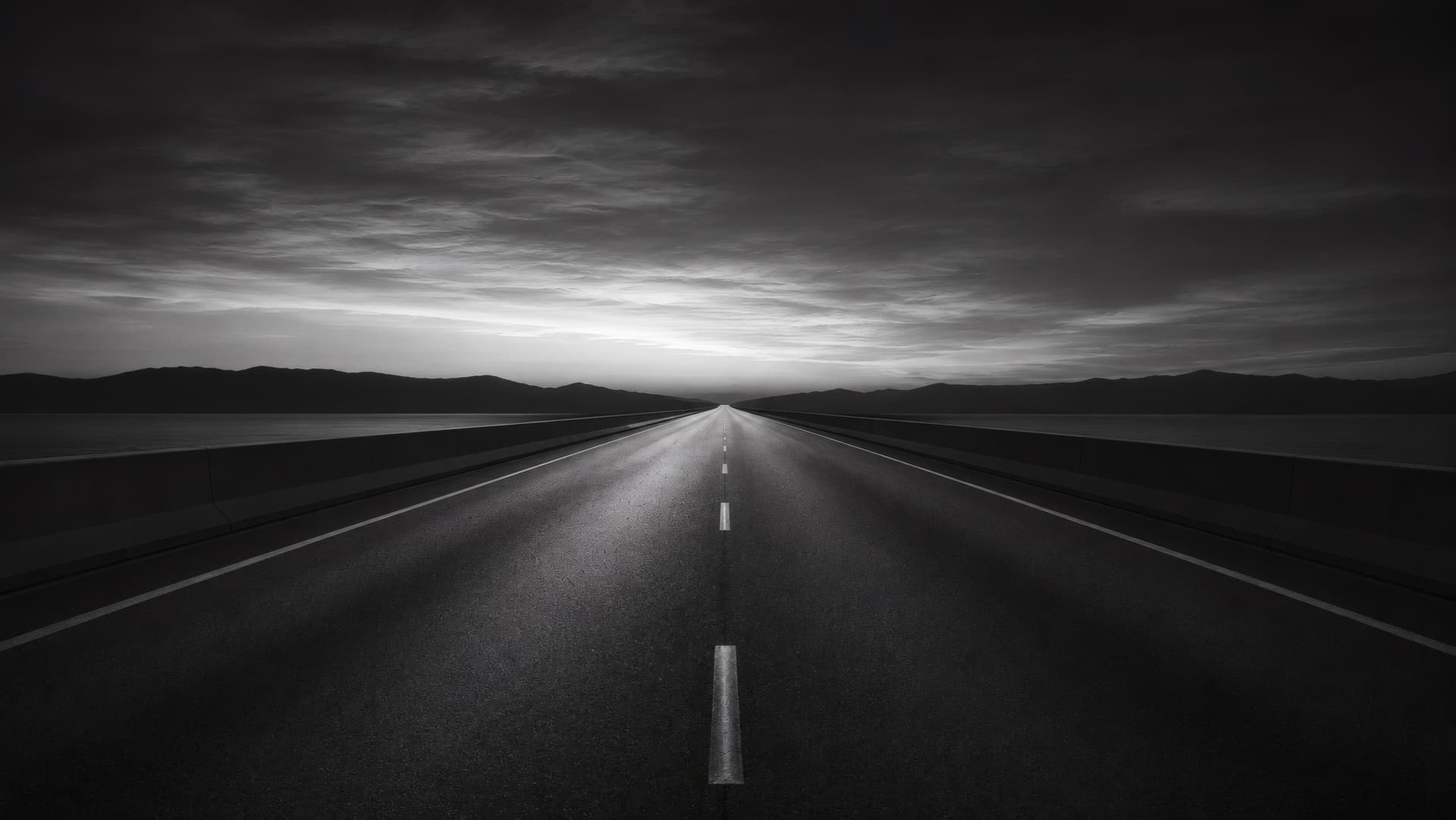 Monochrome Highway wallpaper preview