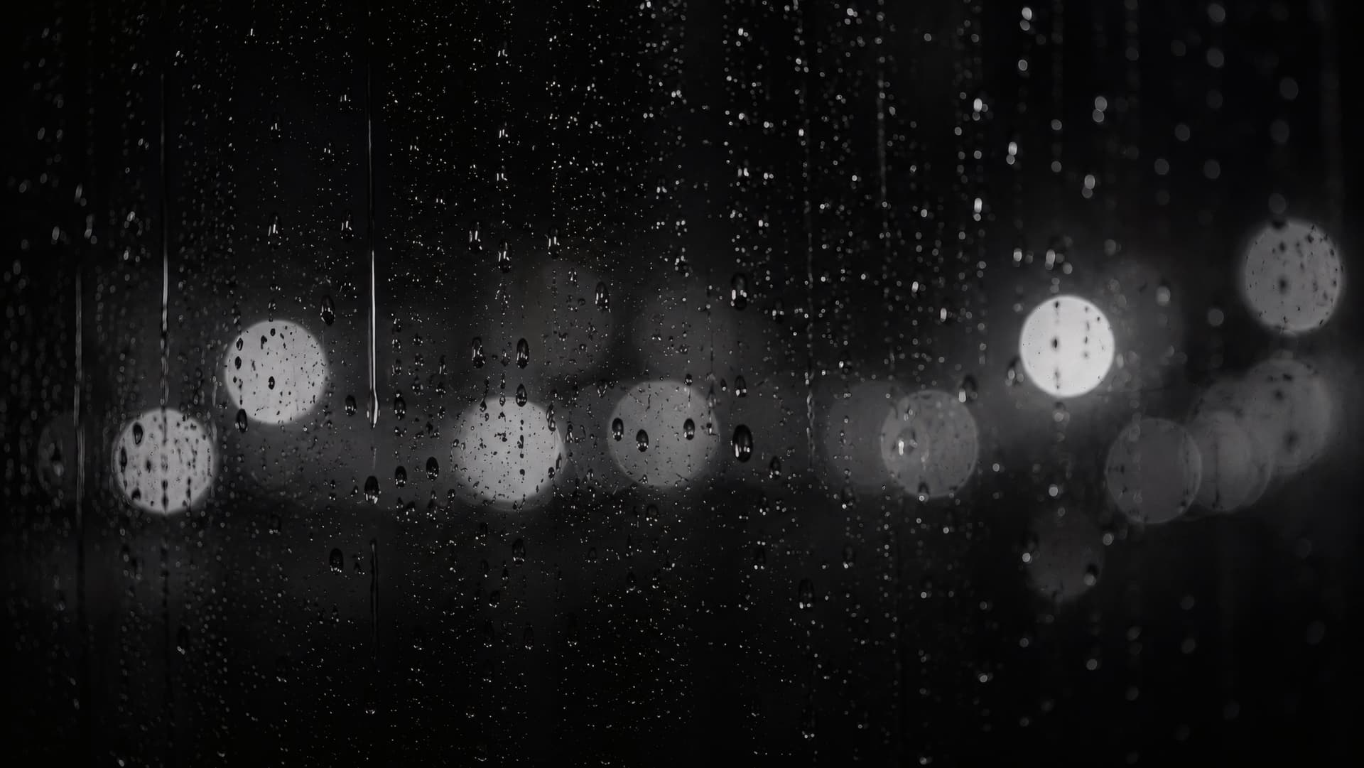 Monochrome Raindrops wallpaper preview